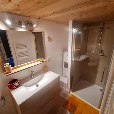 Au Petit Bonheur A Val-cenis Appartamento *